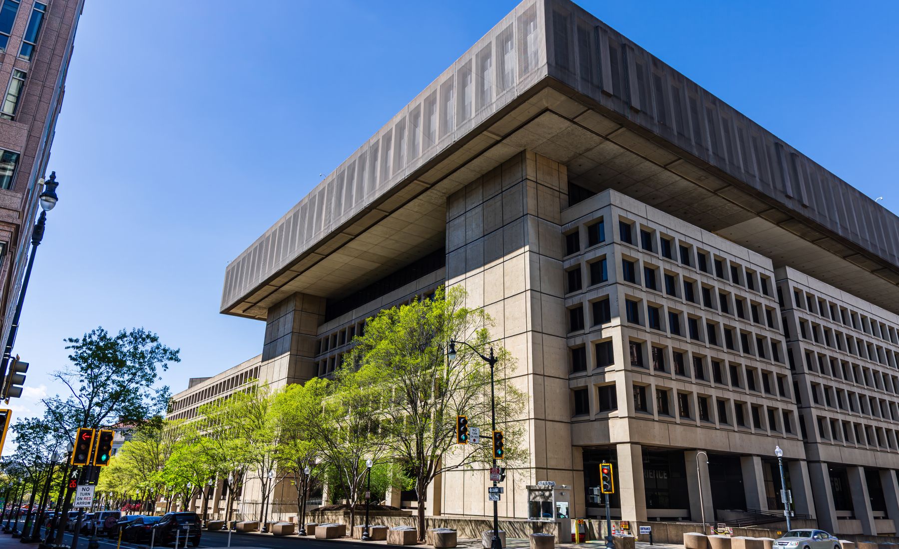 Modern public-sector building and civic infrastructure